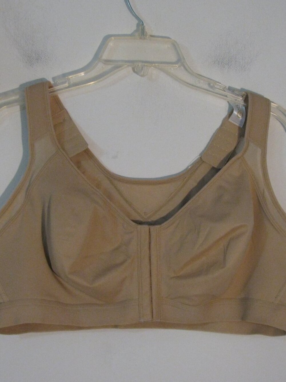 Delimira 42D Bra NWT Front Close Tan Beige No Underwire